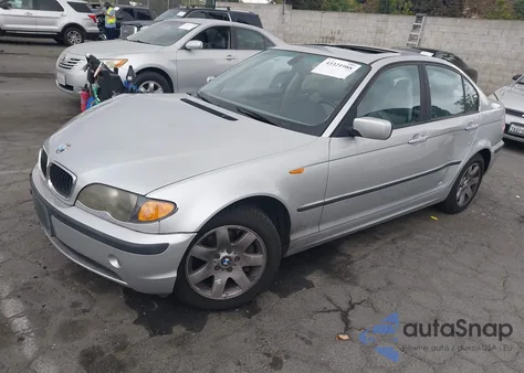 2003 BMW 325 Xi из США, поврежденный, VIN WBAEU33443PH88738